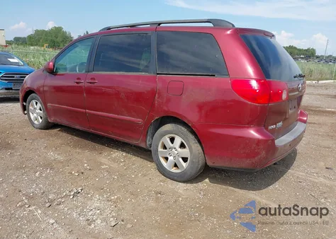 2008 Toyota Sienna Xle z USA, uszkodzony, nr VIN 5TDZK22C78S107785